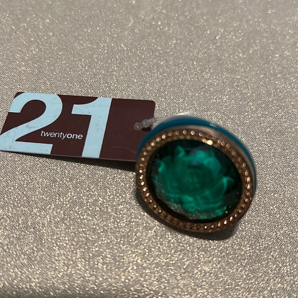 Bundle of Two Cocktail Statement Rings Size 7 - Picture 9 of 9